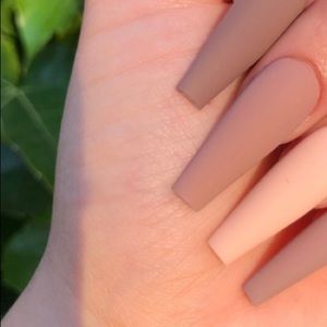 Meet your Posher, Candy